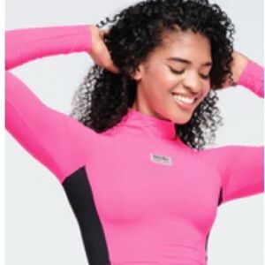 Zumba Funscape Bubblegum Pink Long Sleeve Crop Top XS New with Tags